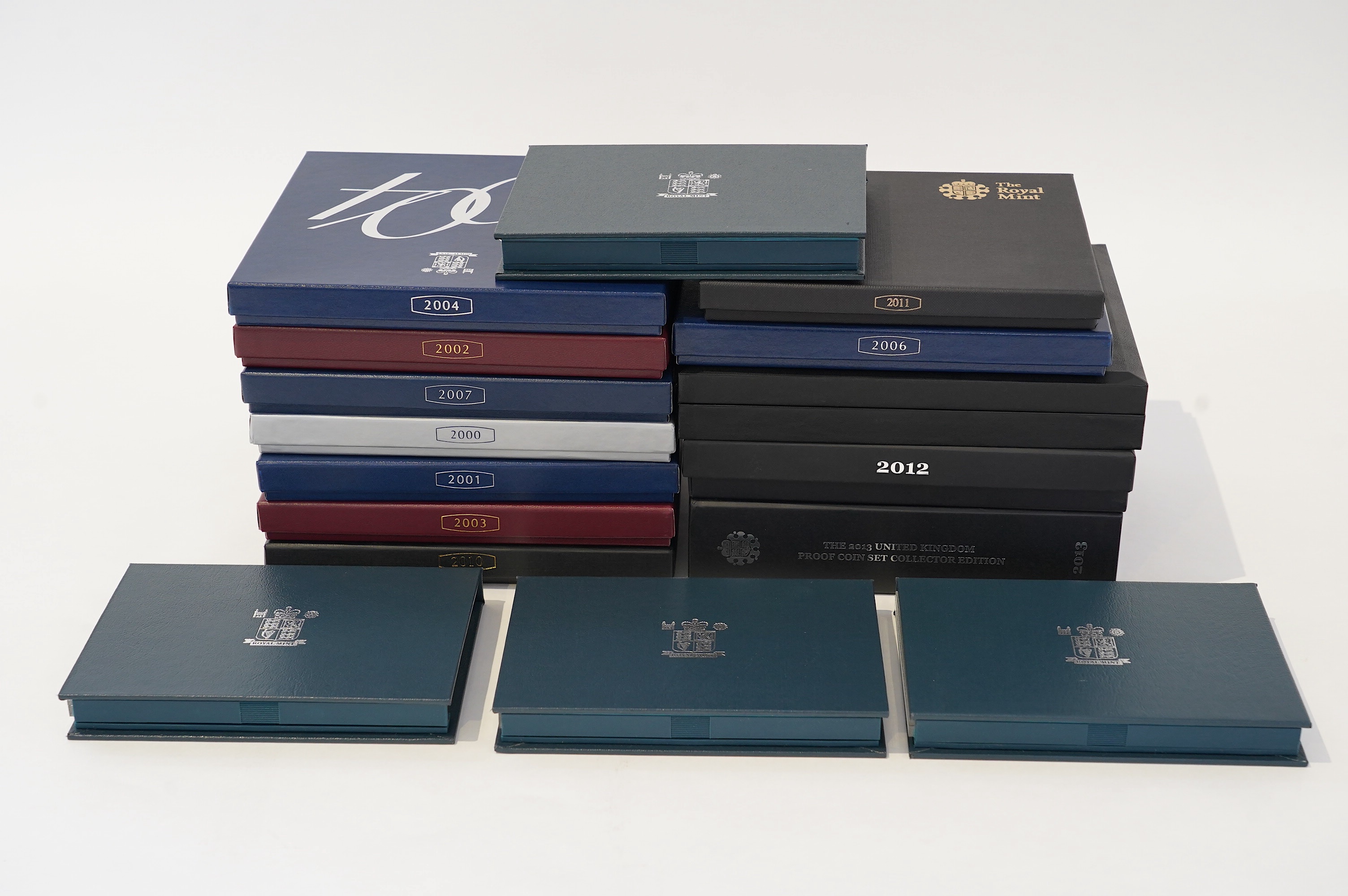 British proof coin year sets, Elizabeth II, sixteen cased sets covering the years 1996-2004, 2006-2008 and 2010-2013, each in case of issue with certificate